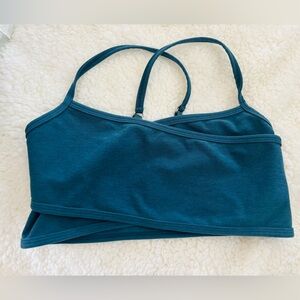 Beyond Yoga Crossover Front Bra Top